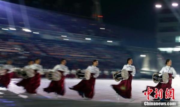 平昌冬奥丨开幕式朝鲜拉拉队养眼，这是满满东亚元素啊