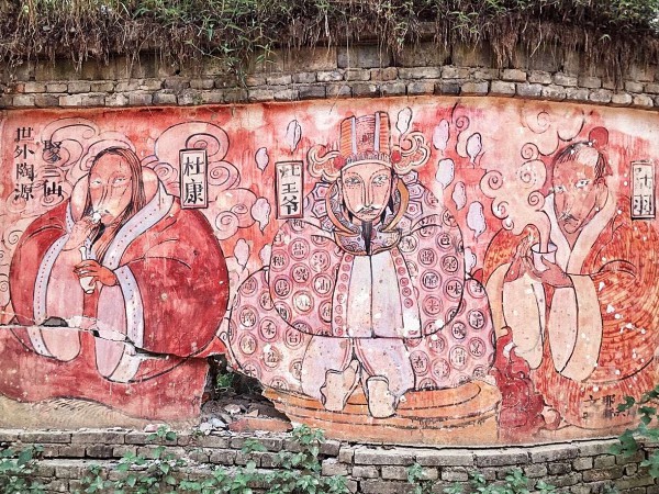 在景德镇逛市集：文创、夜市、“鬼市”