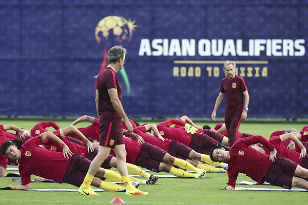 国足对战阿根廷不靠谱，备战亚洲杯难给“豪门”当陪练