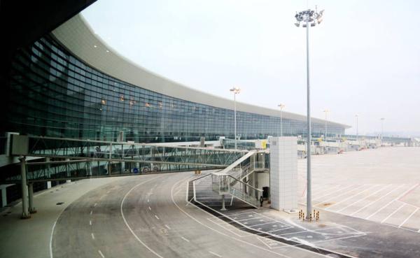 郑州海关：2017年新郑机场货邮吞吐量跻身全球50强