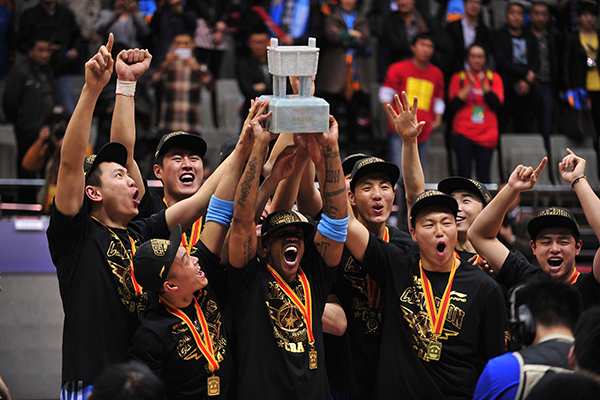 马布里“爱就是爱”：这是一个纽约人的北京传说