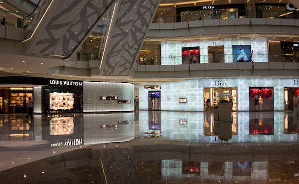 来国金才知道，钻石般闪耀的可不止外表