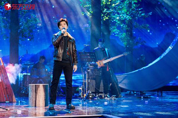 2018东方卫视春晚：喜剧打头阵、跨界玩混搭、极致有情怀