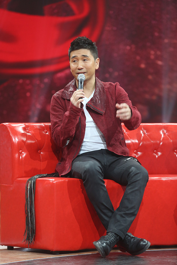 《可凡和他的朋友们》：三代歌手忆春晚旧事