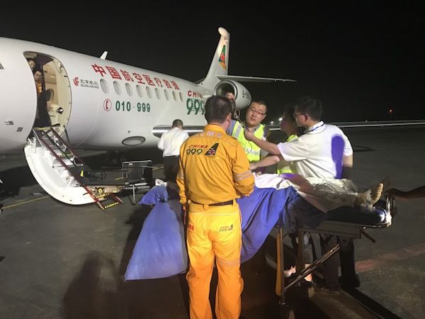 上海援柬医疗队再出发，接力六年创多个“第一”