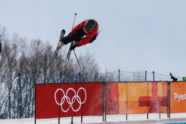 15岁140天！平昌冬奥最年轻选手吴梦“感觉挺好”