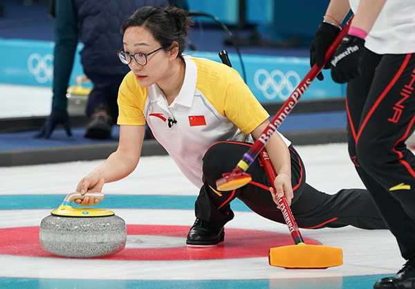 中国冰壶女队无缘四强，未来任务是扩大运动基础