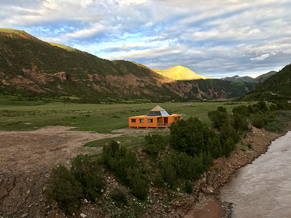 我在三江源，一天之内看见7只野生雪豹