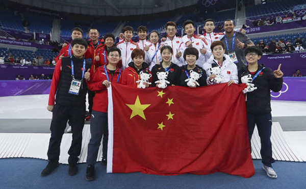 特写丨武大靖这枚金牌，中国等了30年