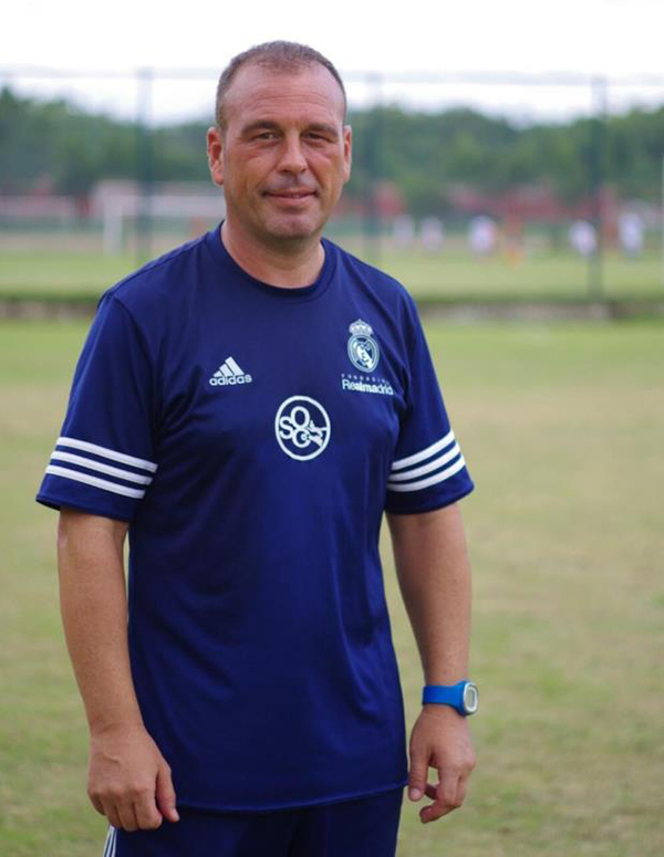 8位基层足球教练的2018：被家长骂回去，还是要干下去