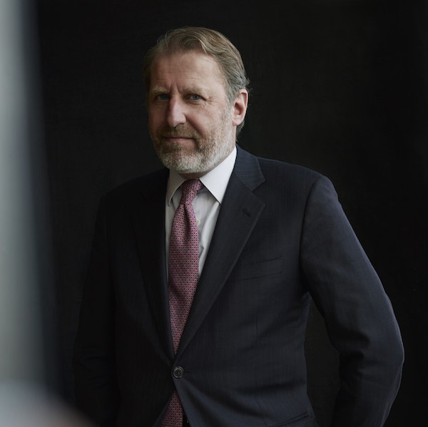 “爱马仕从未改变的初衷，是呈现时计的隽永之美。”