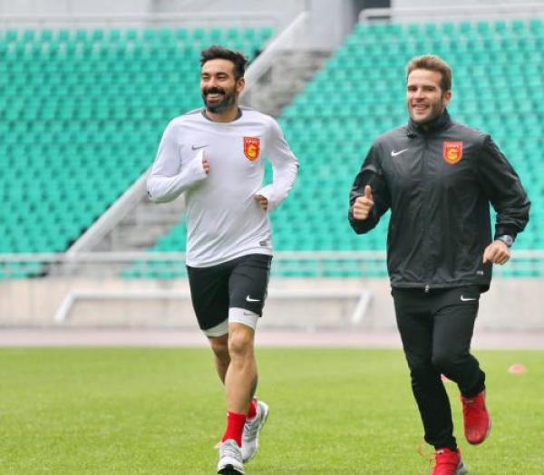 特写丨中超职业经理人：当年我为国足写下了“对不起”