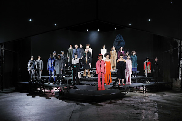 时装设计百花齐放的背后是面料的创新