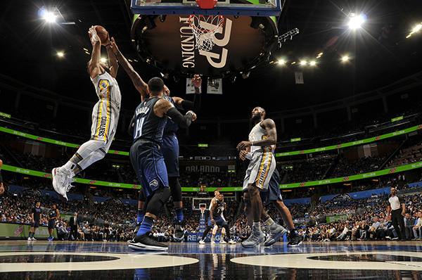 “风城玫瑰”竟沦落到无人想要，残酷的NBA还会给他温情吗