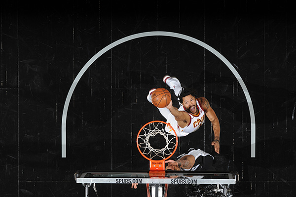 “风城玫瑰”竟沦落到无人想要，残酷的NBA还会给他温情吗