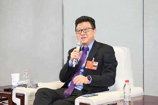 丁磊：为大女儿读书租了五年房，小朋友应有同等教育机会