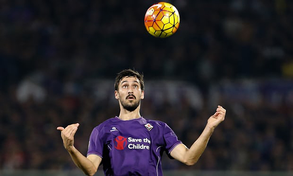 阿斯托里猝死引发足坛哀悼，刚当爸爸的他原想终老紫百合