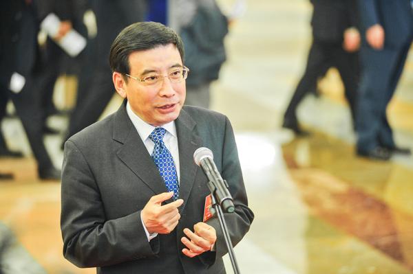 工信部部长苗圩：中国新能源汽车与国际先进水平基本同步