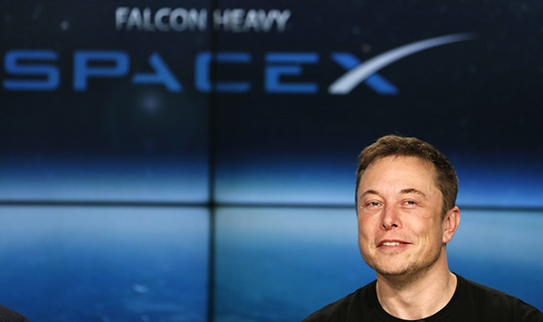 特斯拉要用26亿美元股权奖励留住马斯克，咨询公司质疑太贵