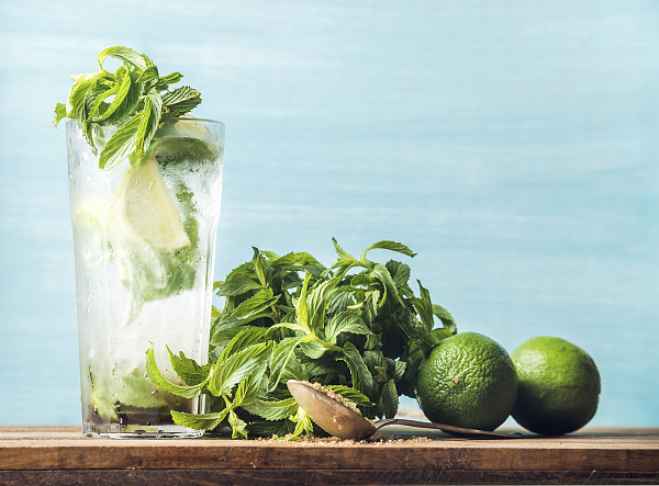 教你做| 住在春天里的绿色鸡尾酒
