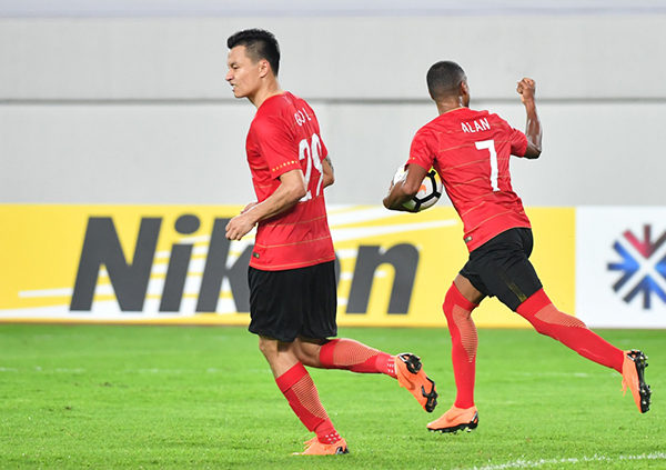 中超“抗韩”首日进8球失9球，权健丢的面子恒大找回来了