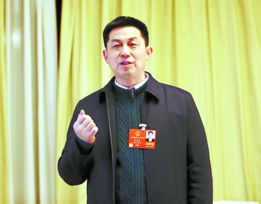 袁建良代表：建议加强地方政府隐性债务摸底审计和披露监测