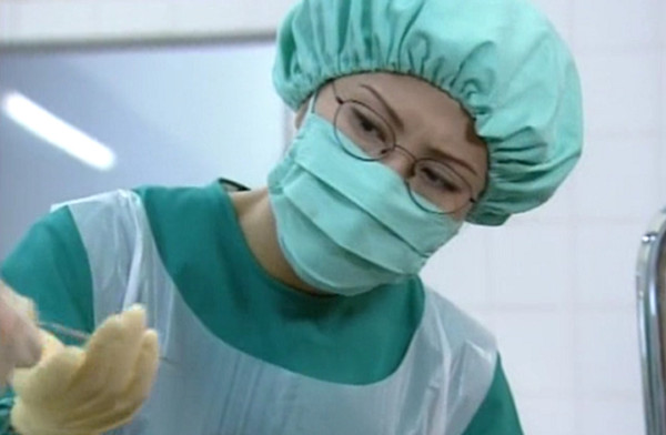 素描｜陈慧珊：即便红颜老去，也要冷艳到底