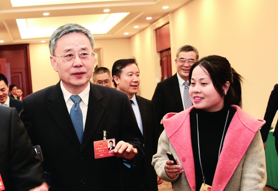 银监会主席郭树清：已开始评估资管新规对商业银行的可能影响