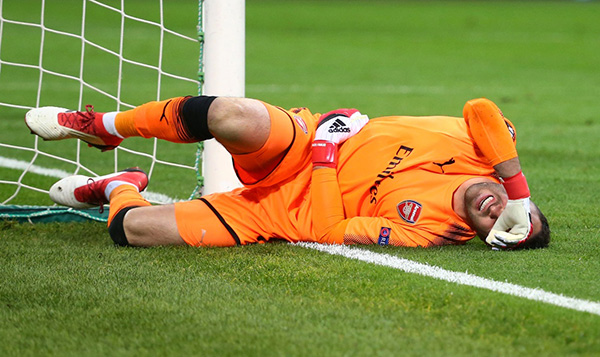 枪手战米兰段子手的狂欢，“保温杯”这回能升级吗