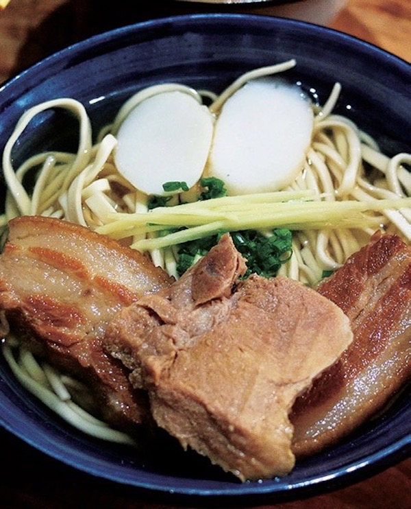 琉球群岛，不同世界的交叉口