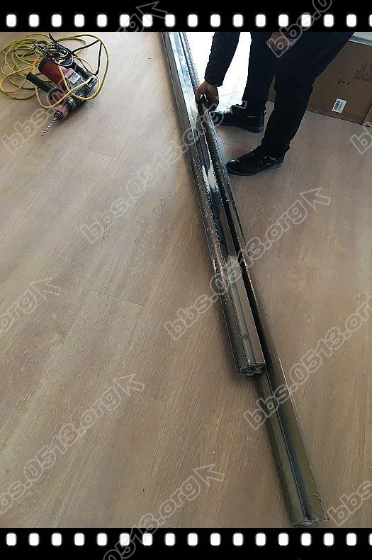 伸缩衣架 (1).jpg