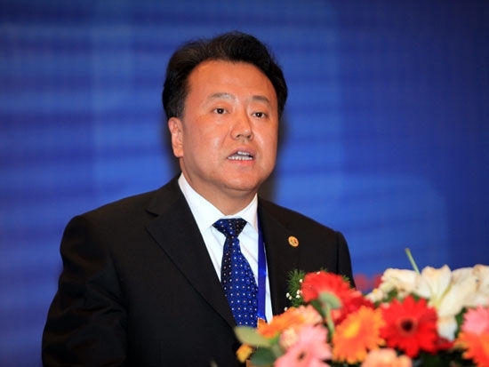 阎庆民：推出注册制是一个渐进过程，退市是把双刃剑