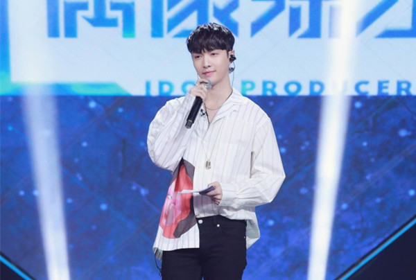 专访｜张艺兴：喜欢练习生台上的拽，更喜欢台下的谦虚