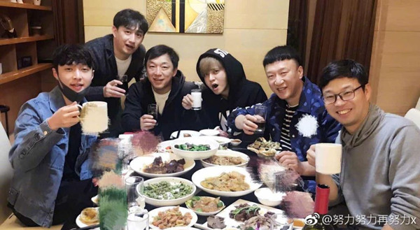 专访｜张艺兴：喜欢练习生台上的拽，更喜欢台下的谦虚