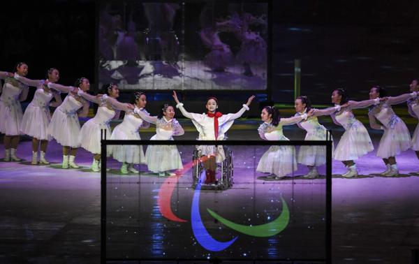 翅膀断了，心也要飞！冬残奥会闭幕，我们用手语“相约北京”