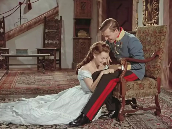 今年6月，“茜茜公主”回来了