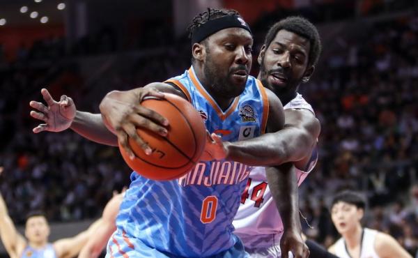 当新疆再遇广东，我们想念远在休斯敦的周琦