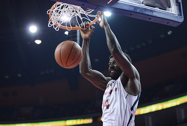 当新疆再遇广东，我们想念远在休斯敦的周琦