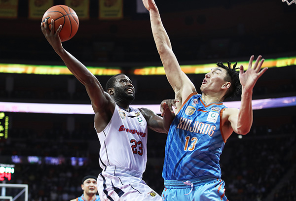 当新疆再遇广东，我们想念远在休斯敦的周琦