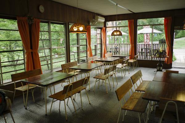 我在台风季登顶富士山