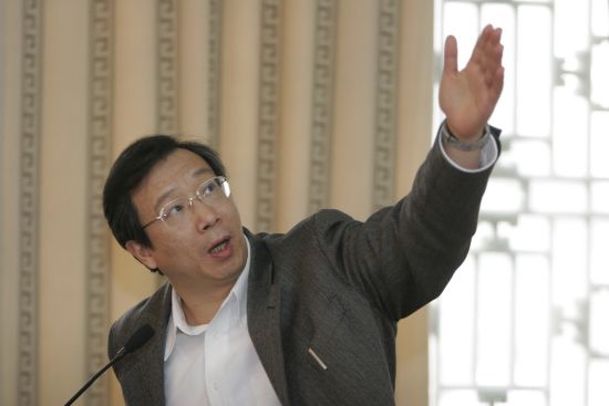 易纲的7个挑战：能终结动辄以发票子刺激增长的那一套吗？