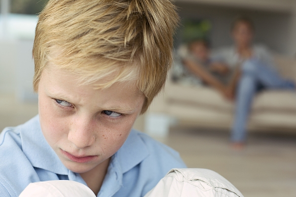 专栏| 真正的穷养，是让孩子感觉尴尬、卑微、无地自容