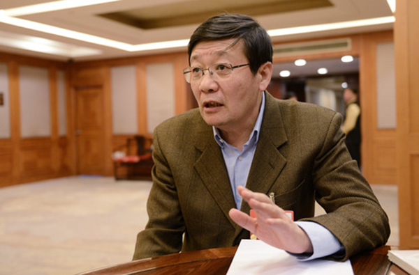 楼继伟谈改革开放经验：坚持市场导向，重视对契约的保护