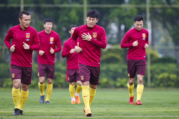 王燊超低烧缺席与捷克较量，国脚急需挽回里皮信任