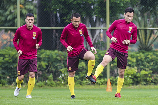 王燊超低烧缺席与捷克较量，国脚急需挽回里皮信任