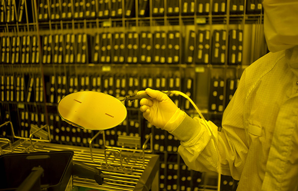 外媒：中国或购更多美半导体取代韩国产品，缩小中美贸易逆差