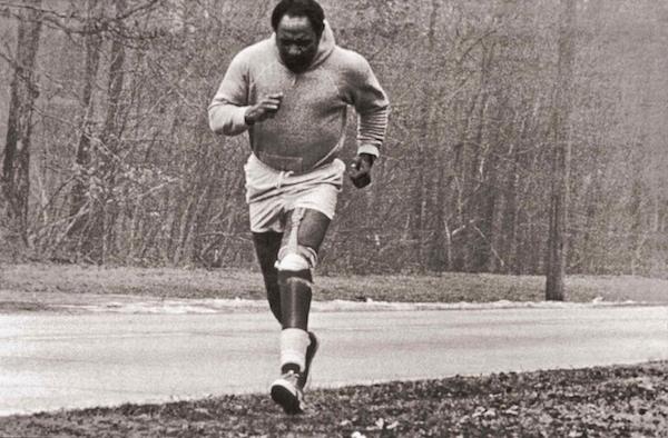 新表试戴|豪利时再次用青铜腕表致敬硬汉精神