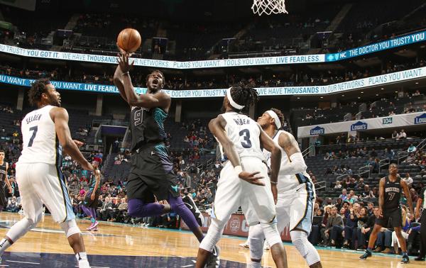 比起状元签，脸面算什么！NBA的“摆烂之路”堵车了