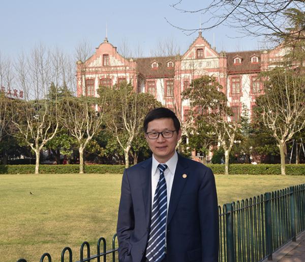 一米的宽度，做一公里的深度