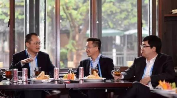 ”0元打车“重现江湖！滴滴美团补贴大战升级，高管隔空互怼